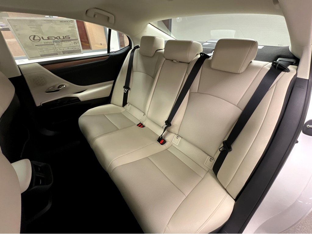 New 2025 Lexus ES 350 w/ Premium Package image 20