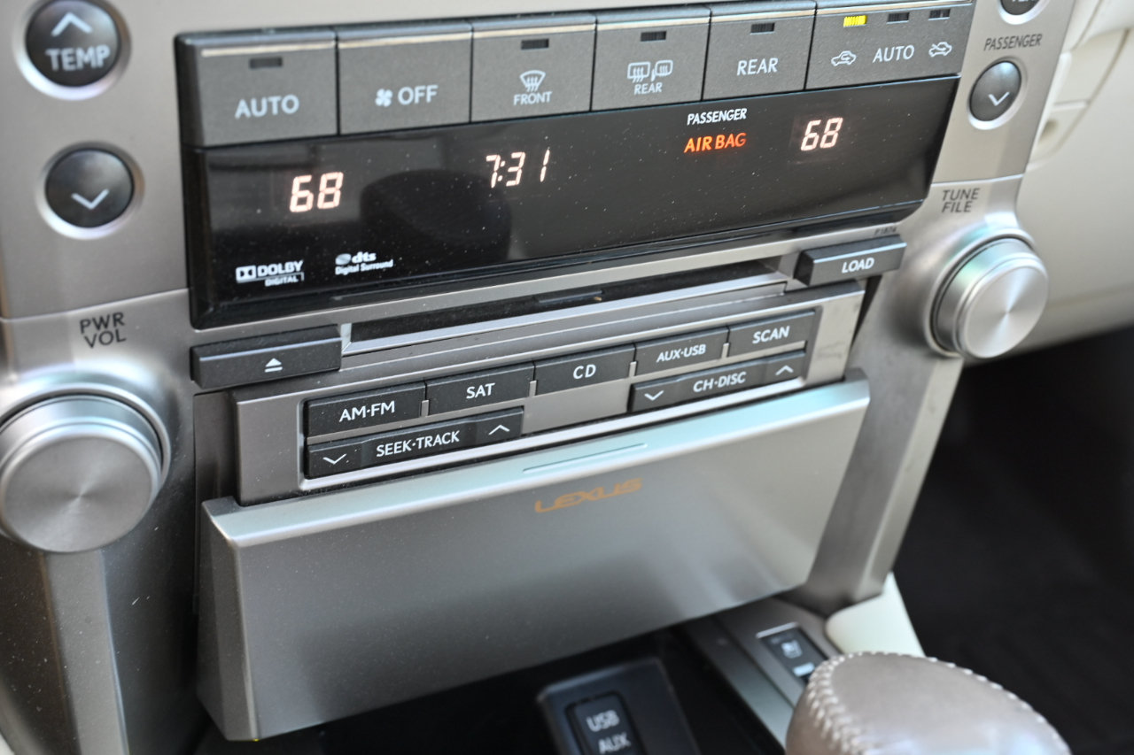 Used 2012 Lexus GX 460 Premium AWD/4WD image 40