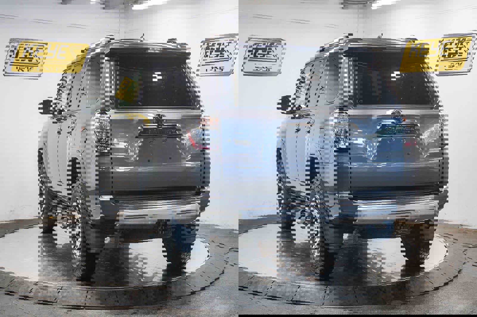 Used 2023 Toyota 4Runner TRD Off-Road Premium w/ Moonroof Package image 2