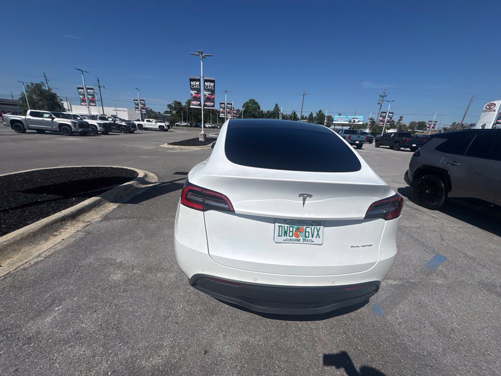 Used 2021 Tesla Model Y Long Range AWD/4WD image 26