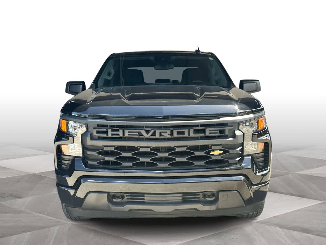 Used 2023 Chevrolet Silverado 1500 Custom RWD image 3