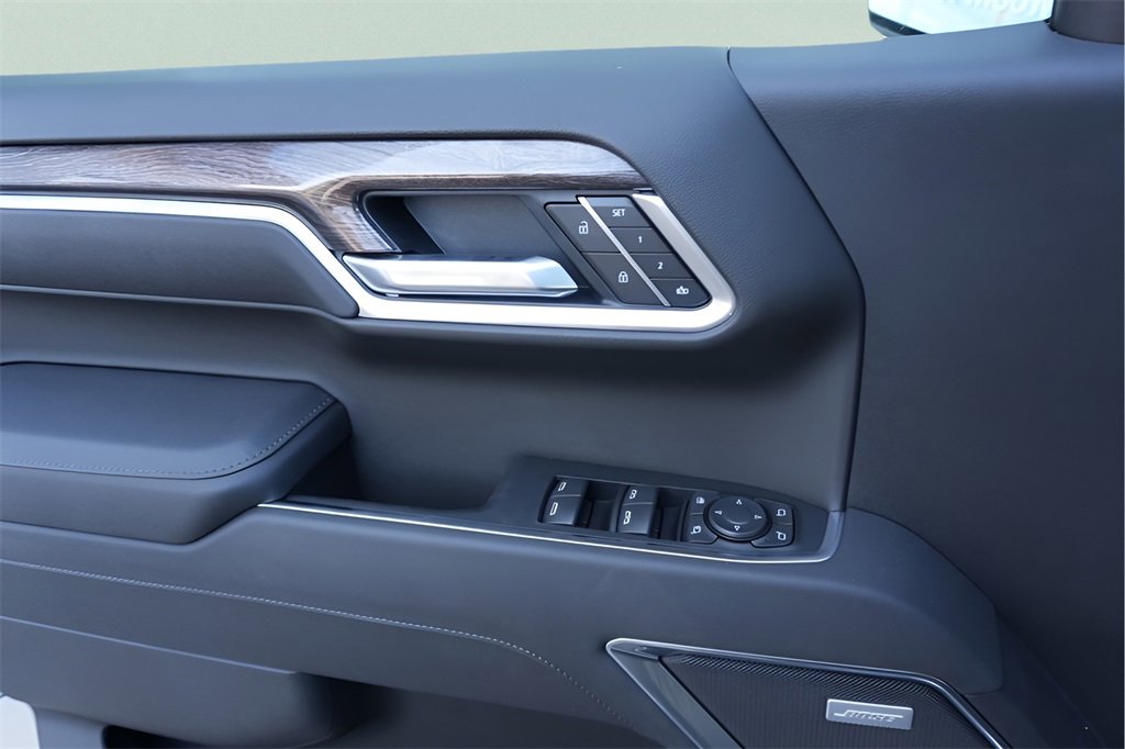 New 2026 Chevrolet Silverado 1500 LTZ w/ LTZ Convenience Package II image 24