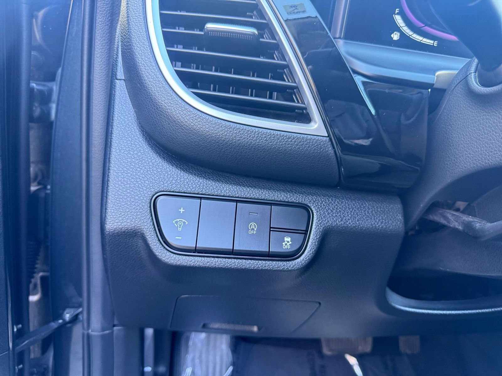 Used 2025 Kia Seltos S FWD image 36