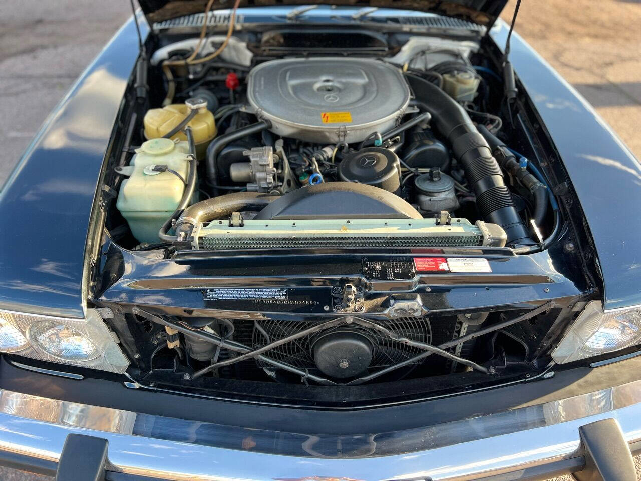 Used 1987 Mercedes-Benz 560 SL image 26