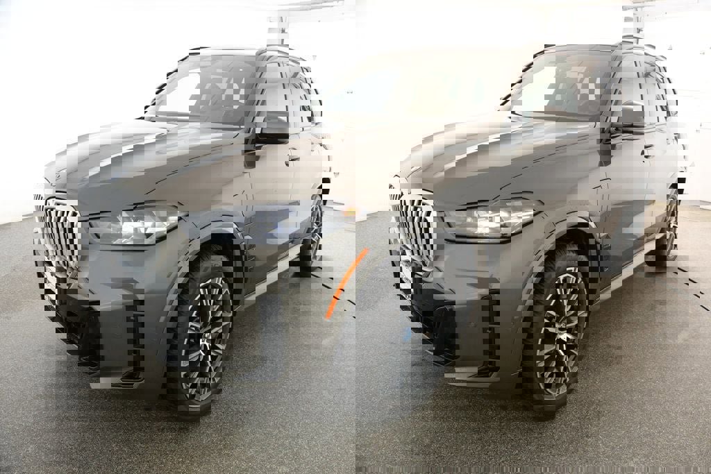 Used 2024 BMW X5 xDrive50e w/ M Sport Package image 1