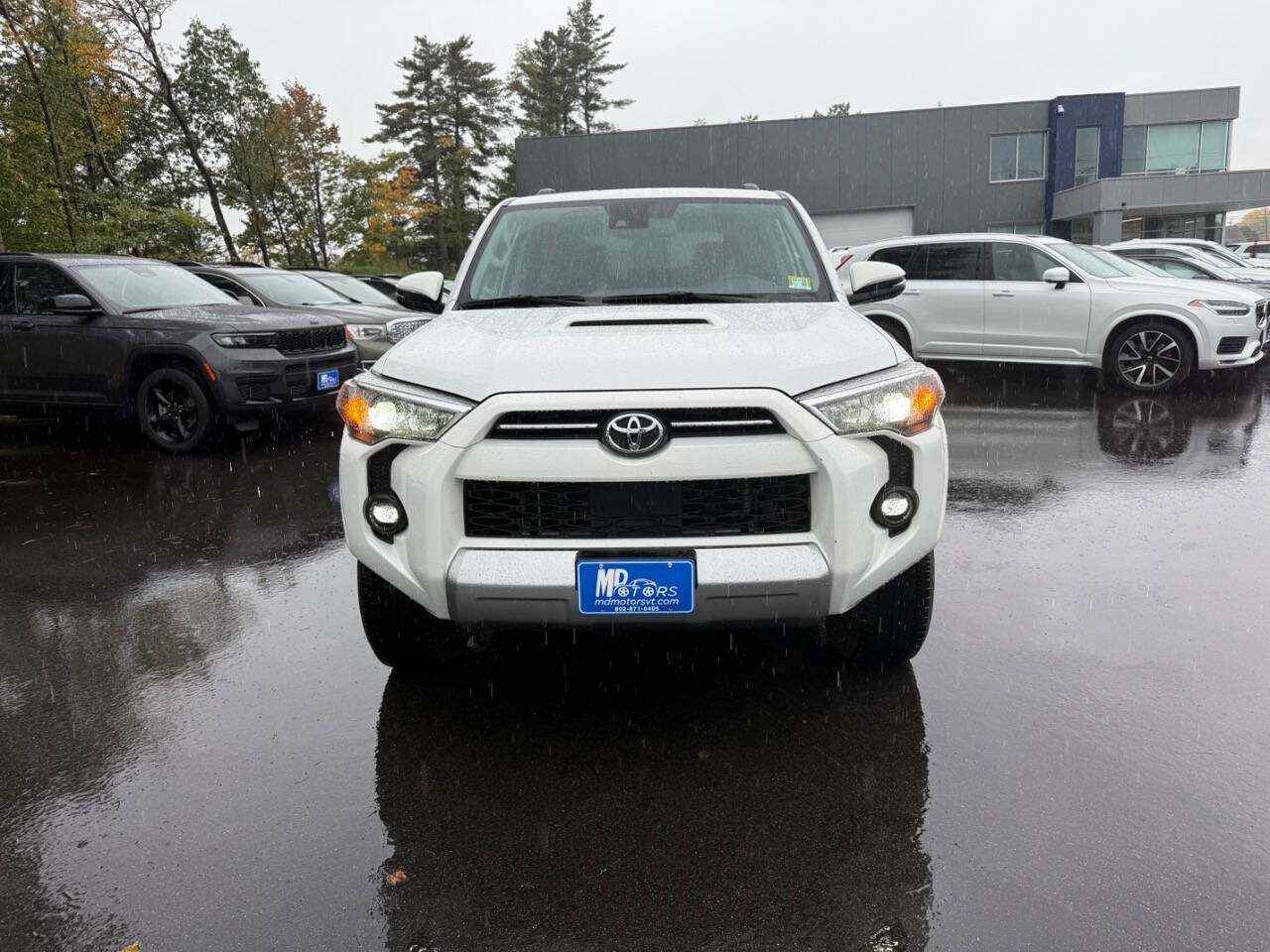 Used 2024 Toyota 4Runner TRD Off-Road Premium image 3
