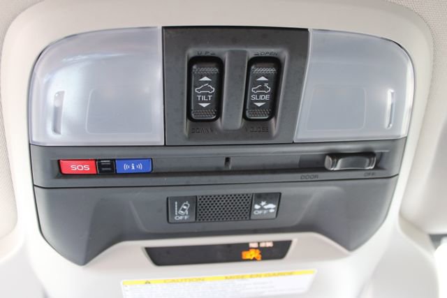 Used 2023 Subaru Crosstrek 2.5i Limited AWD/4WD image 31