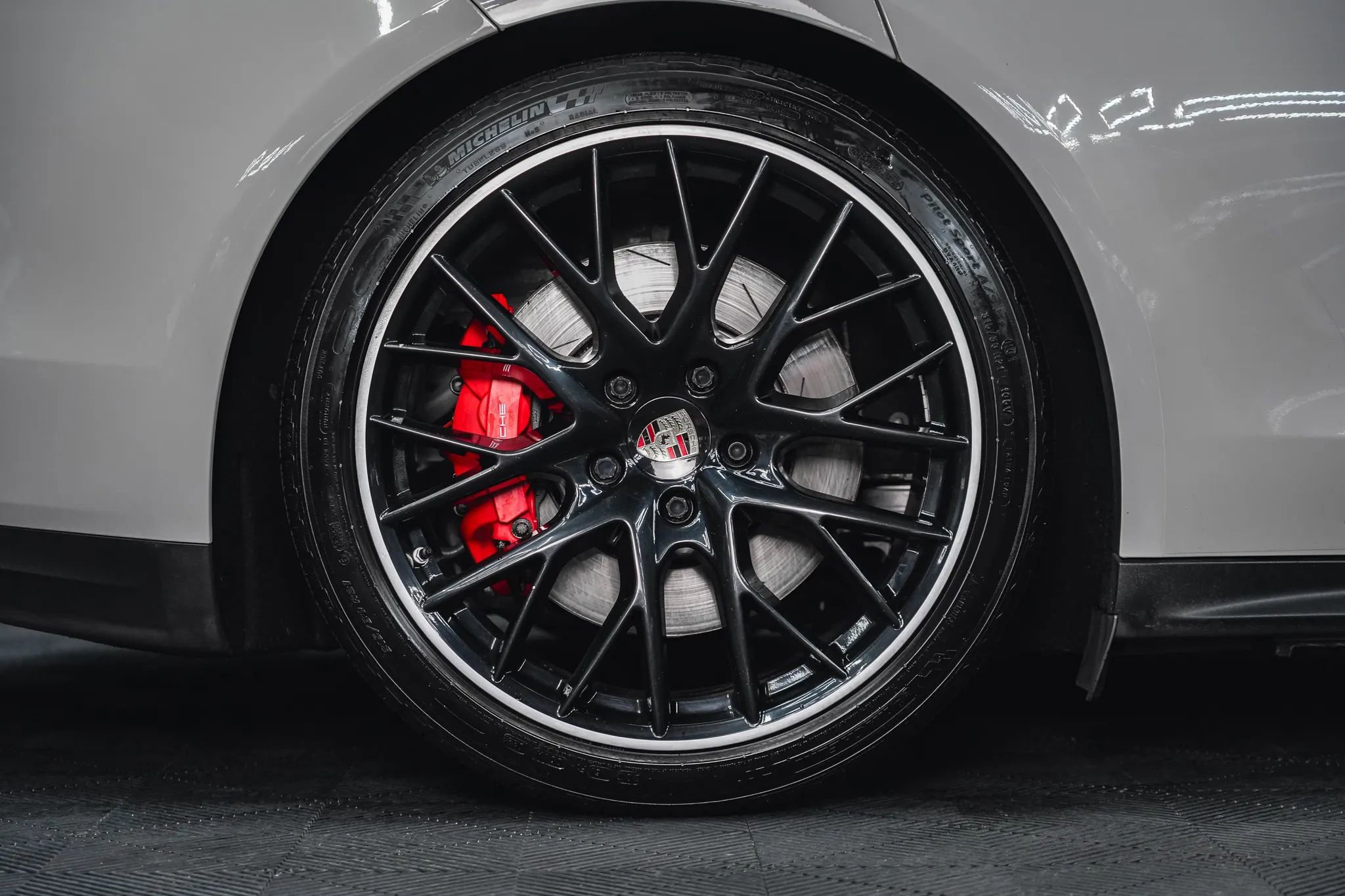 Used 2017 Porsche Panamera Turbo image 14