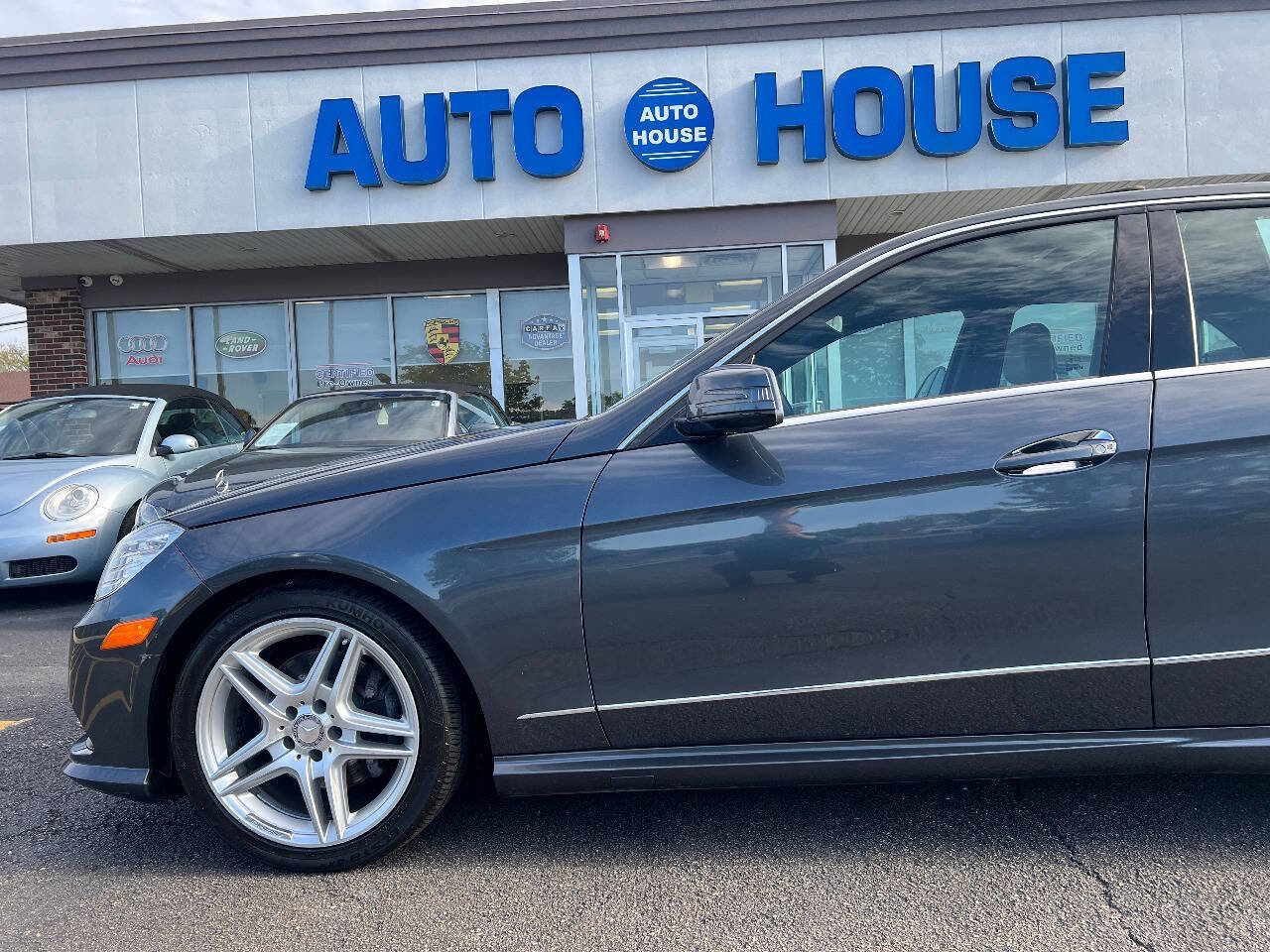 Used 2013 Mercedes-Benz E 350 4MATIC Sedan image 37