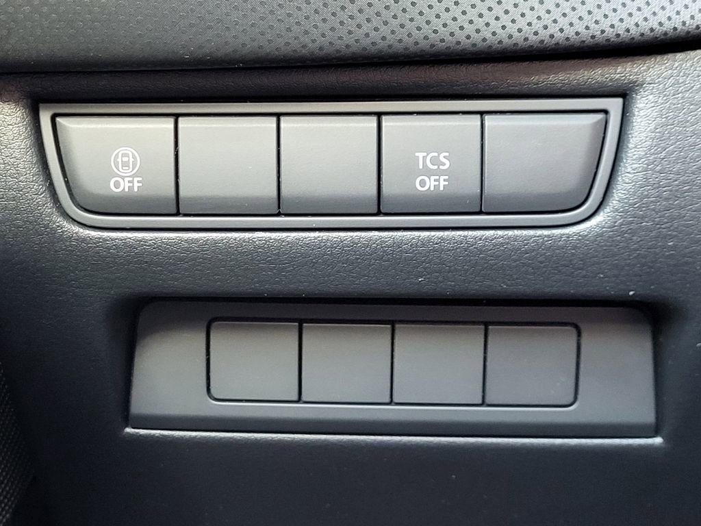 Used 2025 MAZDA CX-50 AWD 2.5 S w/ Weather Package image 13