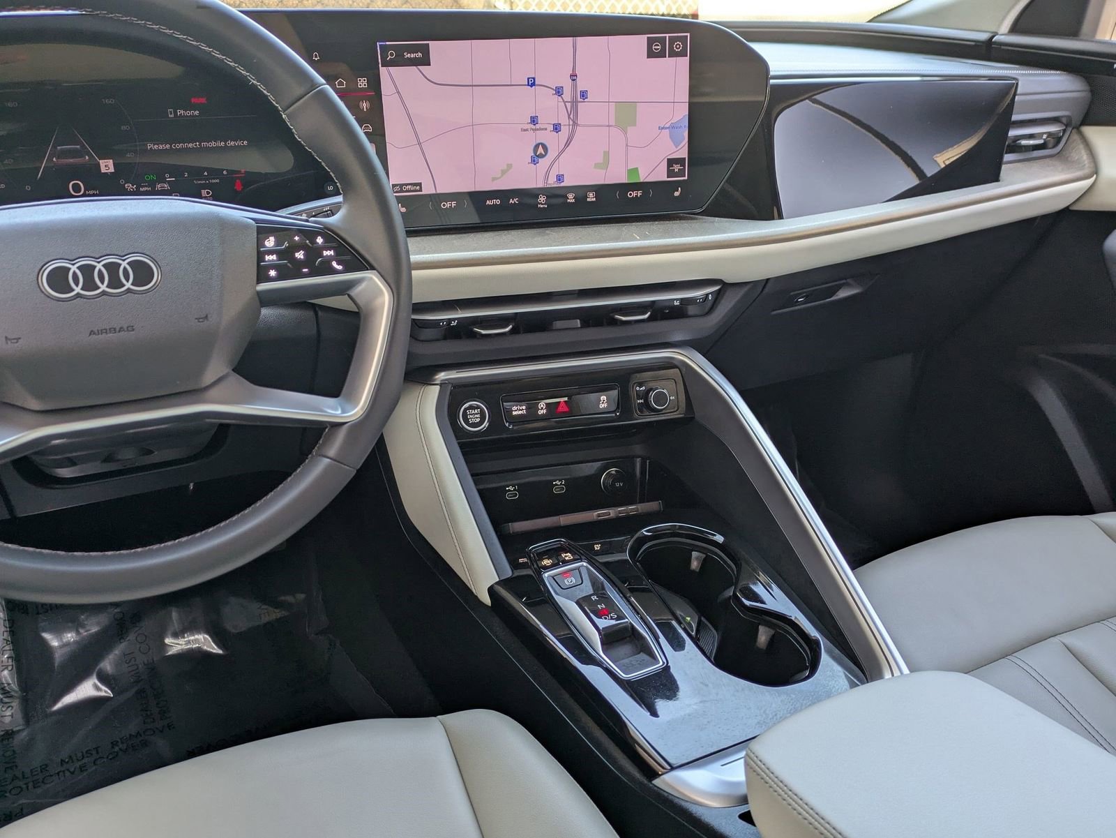 Used 2025 Audi Q5 Premium w/ Convenience Package image 9