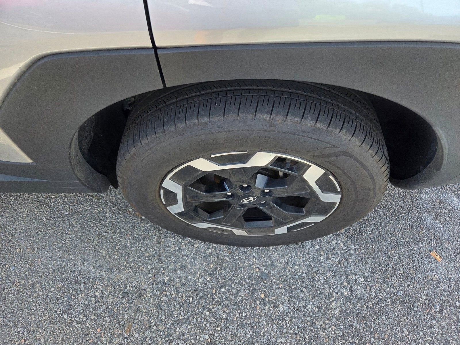 Used 2024 Hyundai Santa Fe SE AWD/4WD image 6