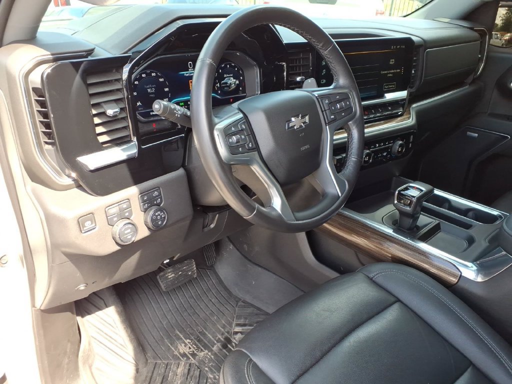 Used 2022 Chevrolet Silverado 1500 LT Trail Boss w/ LT Trail Boss Premium Package AWD/4WD image 23