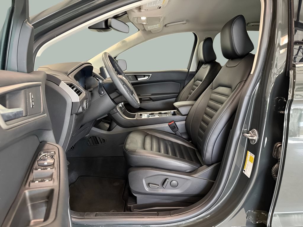 Certified 2024 Ford Edge SEL w/ Convenience Package AWD/4WD image 14