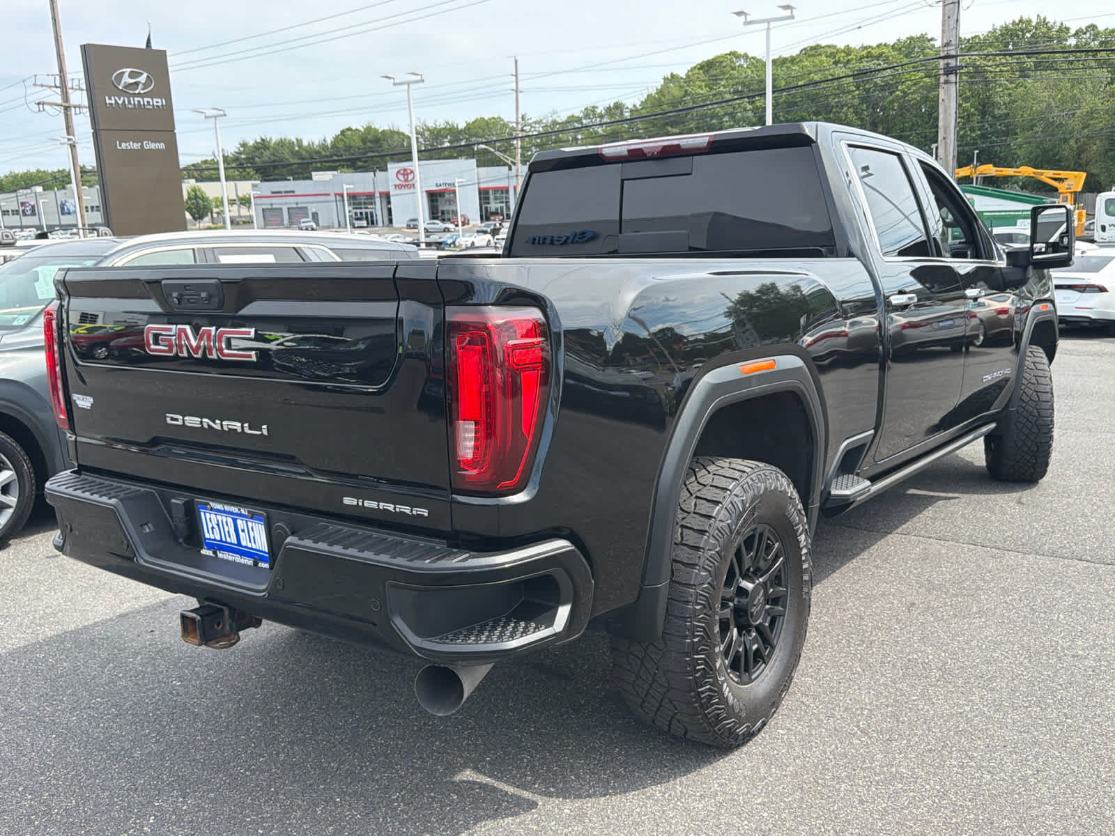 Certified 2023 GMC Sierra 3500 Denali w/ Denali Black Diamond Edition AWD/4WD image 34