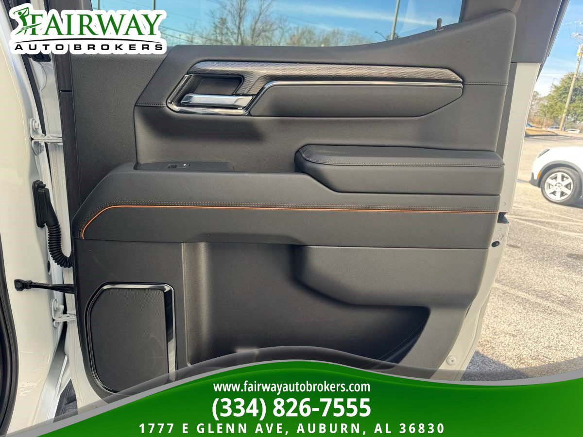 Used 2024 GMC Sierra 1500 AT4 w/ Technology Package image 30