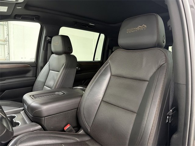 Used 2023 Chevrolet Suburban High Country image 21