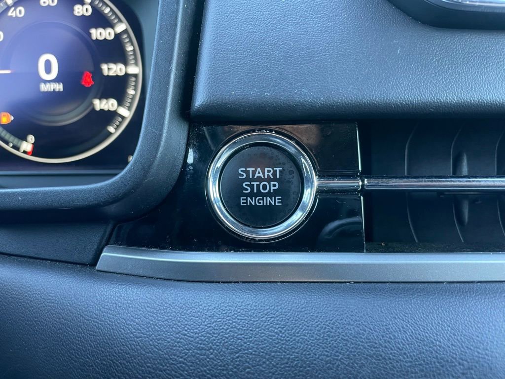 Used 2023 Mitsubishi Outlander SE Black Edition image 48