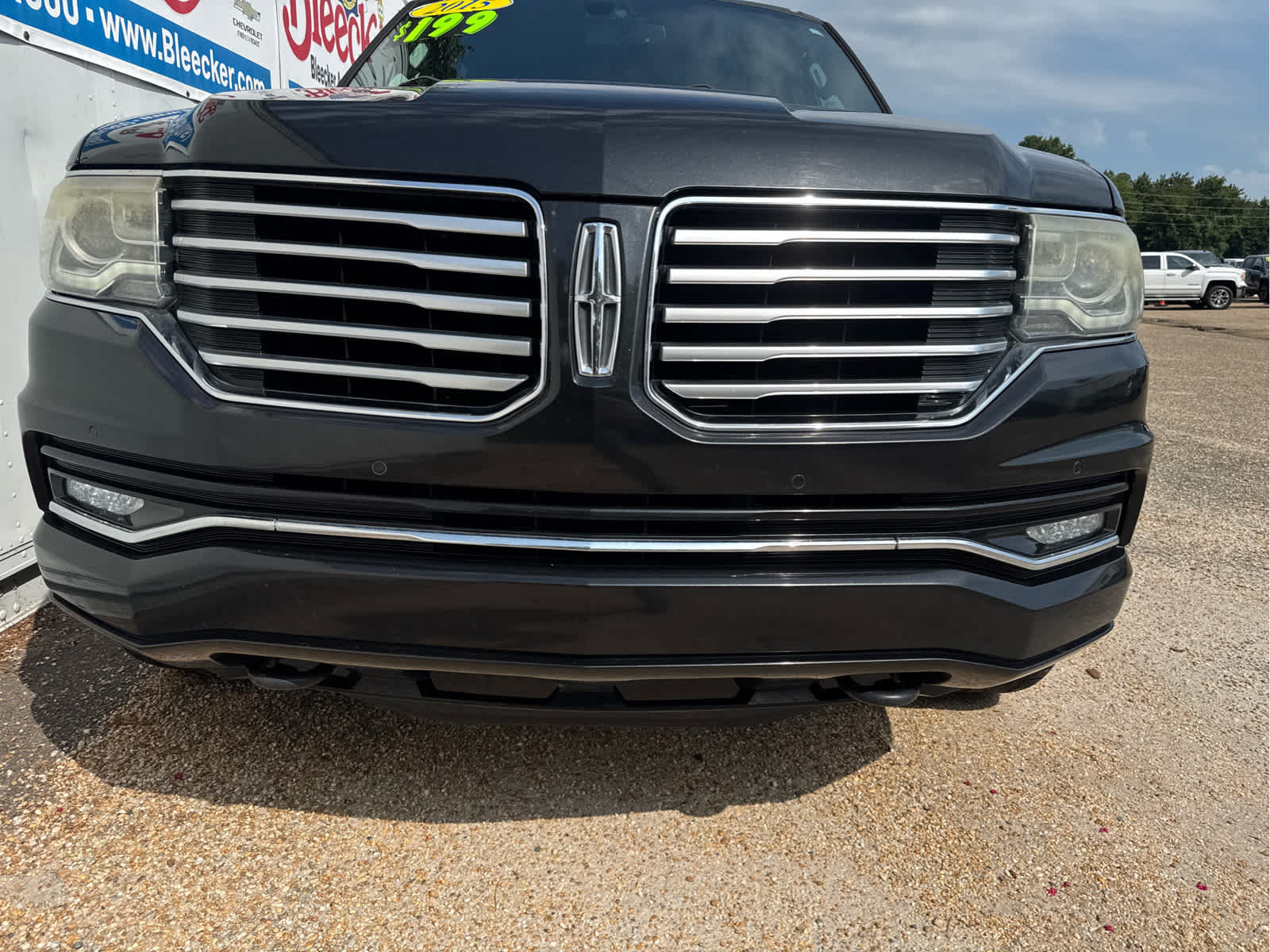 Used 2015 Lincoln Navigator 2WD image 11