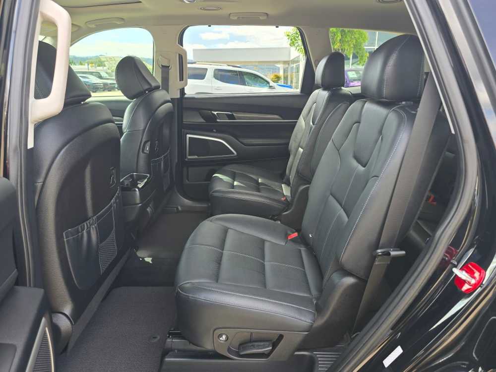 Used 2022 Kia Telluride EX w/ EX Premium Package AWD/4WD image 16