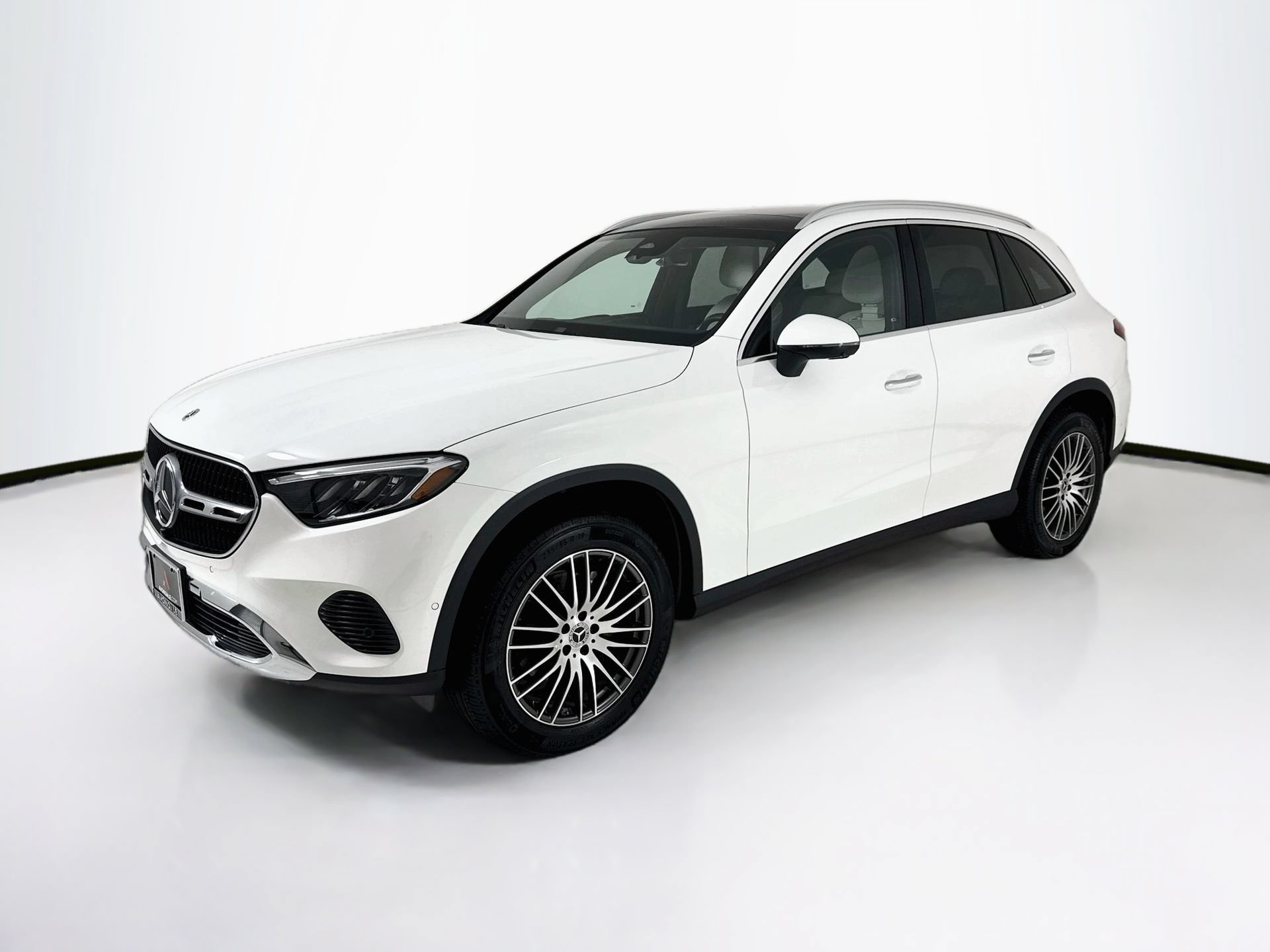 Certified 2023 Mercedes-Benz GLC 300 4MATIC image 3