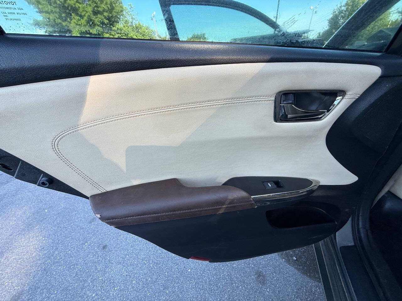 Used 2014 Toyota Avalon XLE Premium FWD image 19