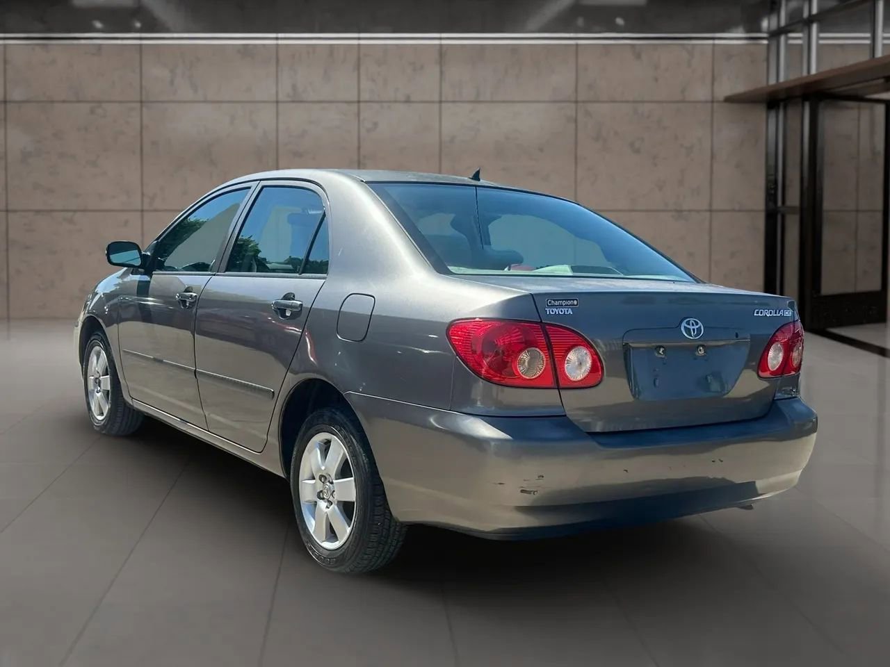 Used 2007 Toyota Corolla CE FWD image 2