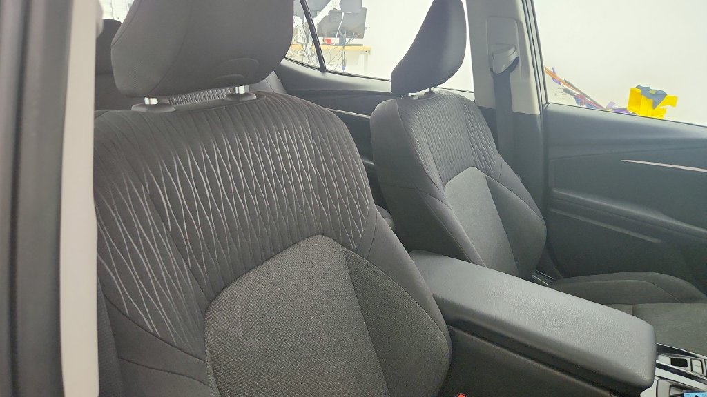 Used 2025 Toyota Camry LE FWD image 19