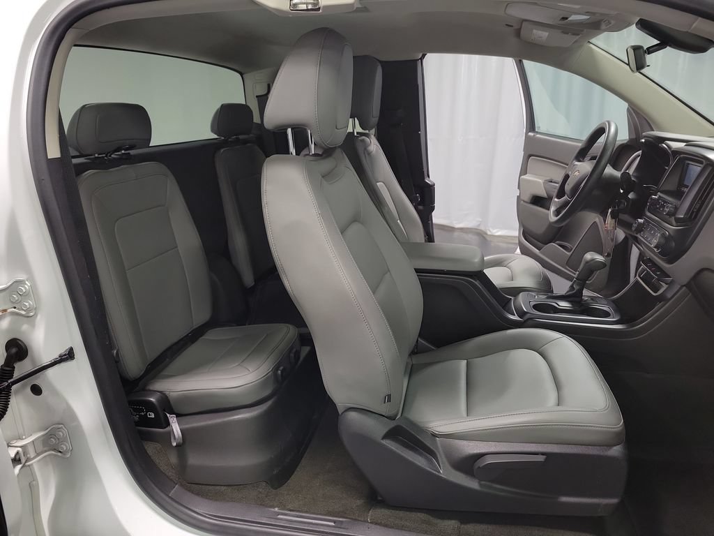 Used 2015 Chevrolet Colorado W/T RWD image 27