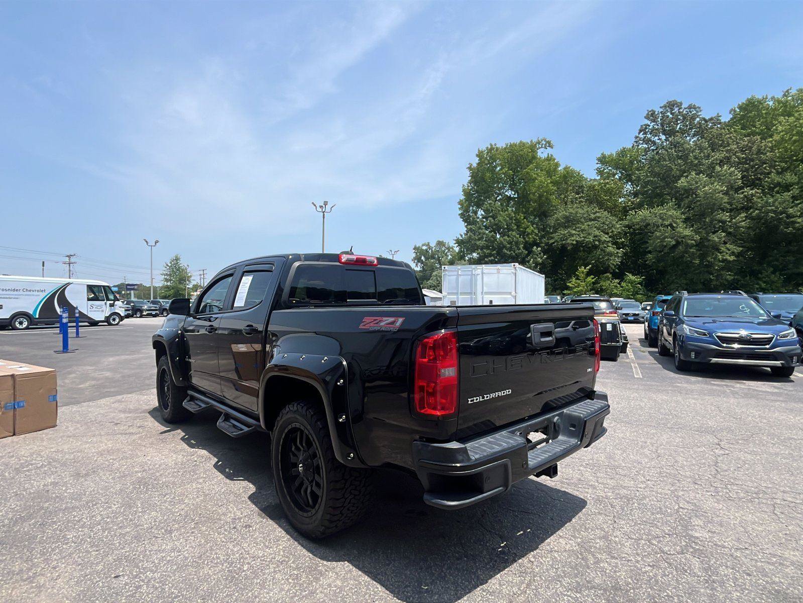 Used 2022 Chevrolet Colorado Z71 w/ Safety Package AWD/4WD image 3
