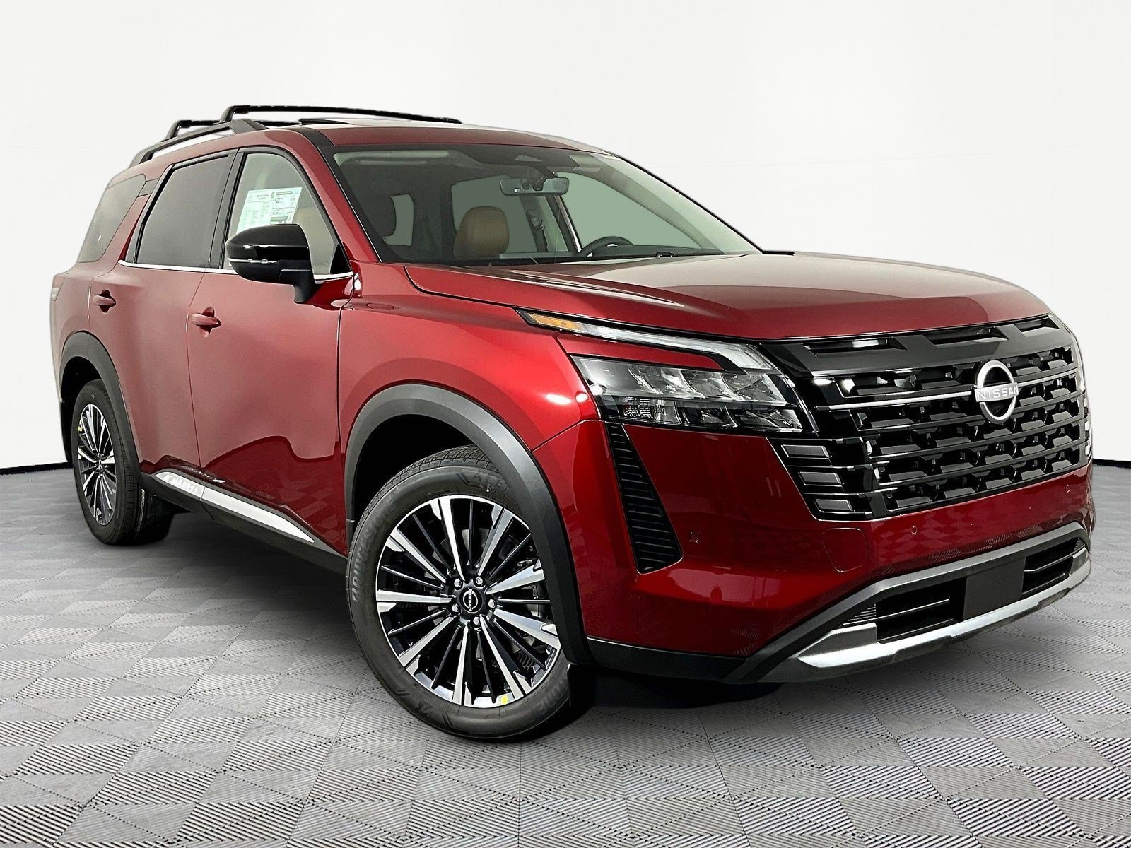 New 2026 Nissan Pathfinder Platinum AWD/4WD image 3