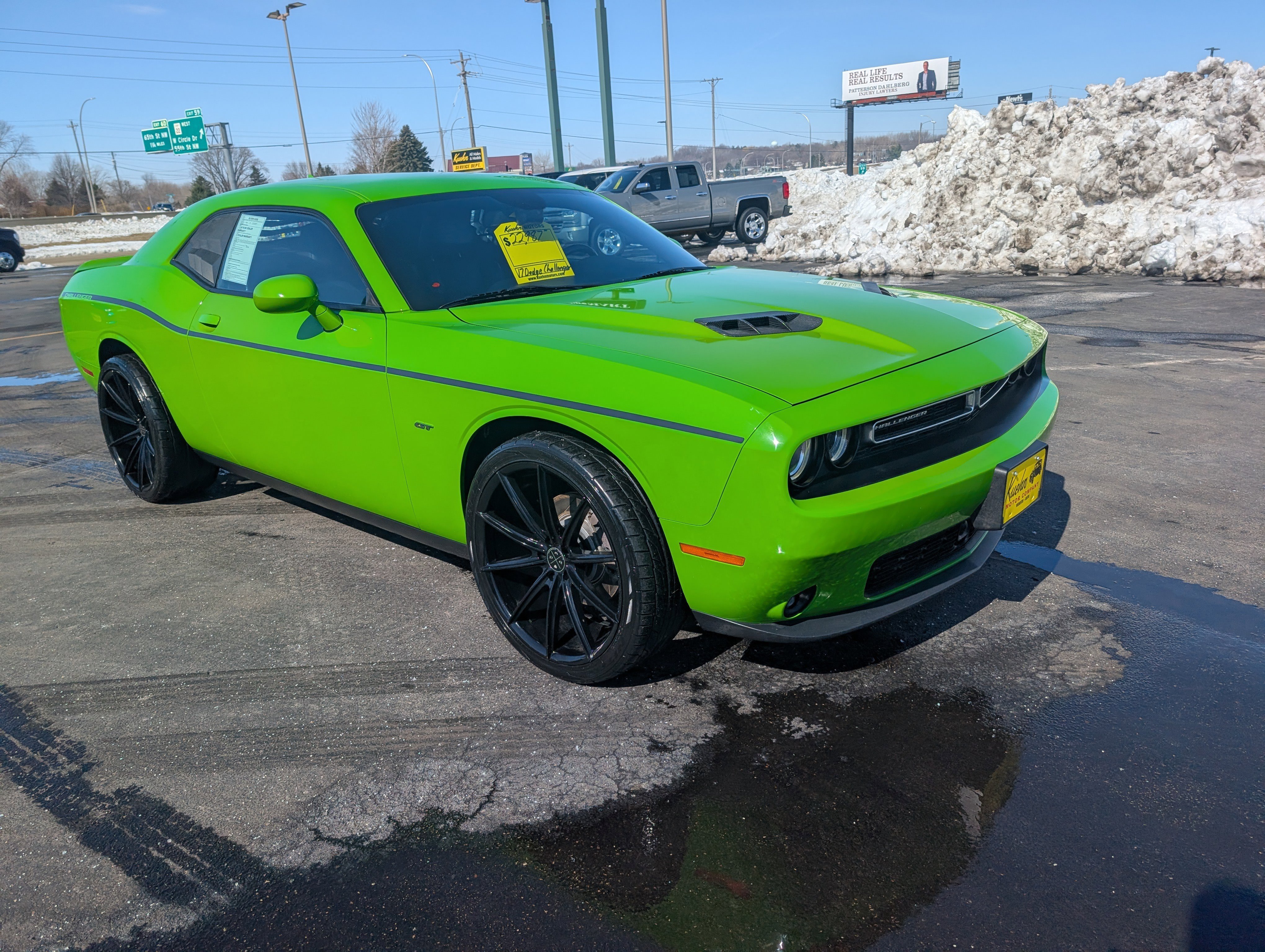 Used 2017 Dodge Challenger GT w/ Technology Group image 2