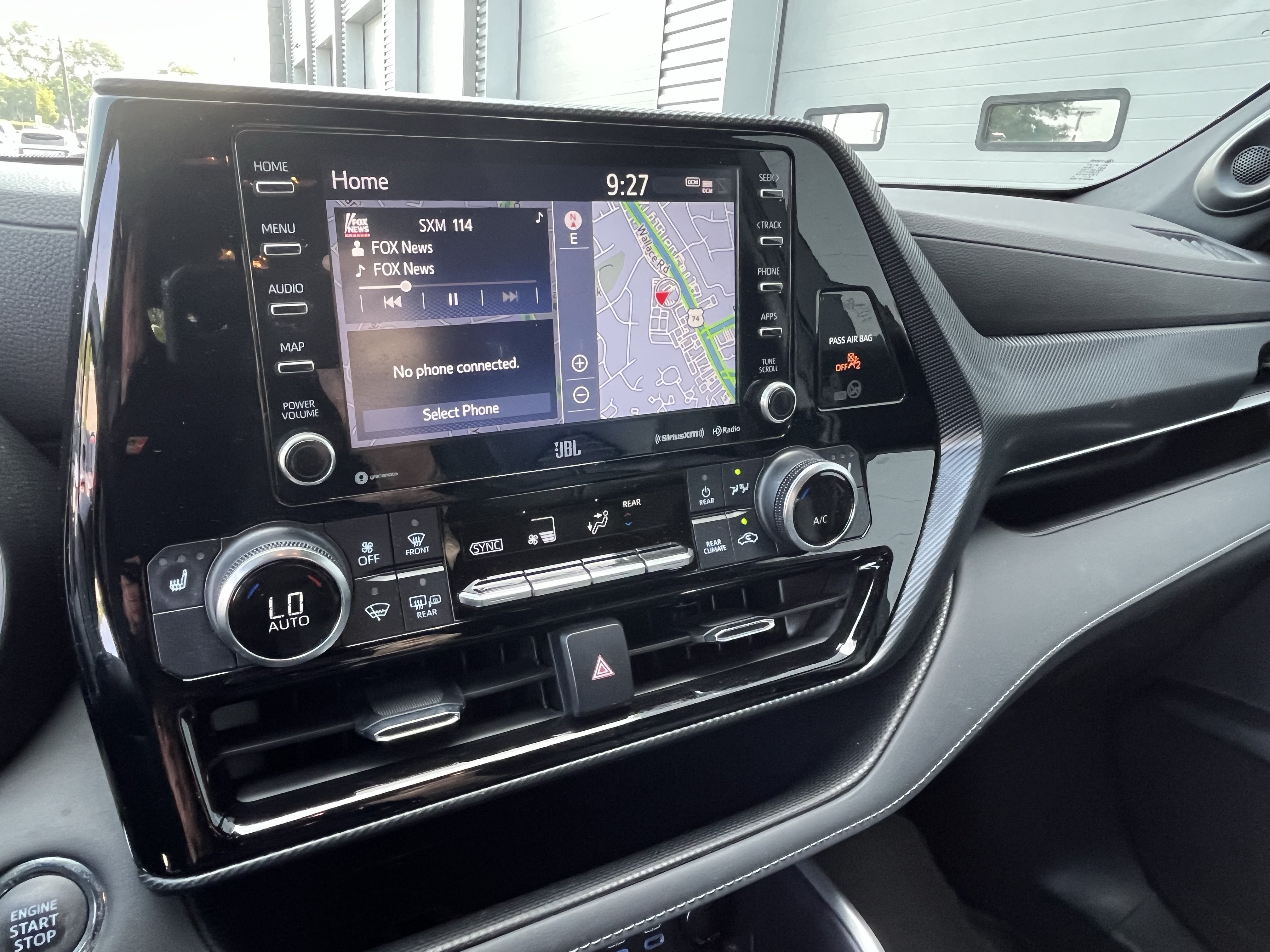 Used 2022 Toyota Highlander XSE FWD image 23
