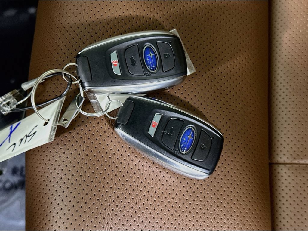 Used 2025 Subaru Ascent Touring AWD/4WD image 38