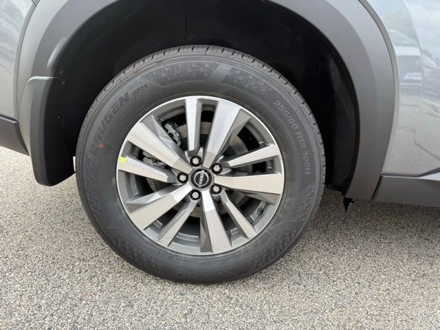 New 2025 Nissan Pathfinder SL w/ Black Appearance Package image 11