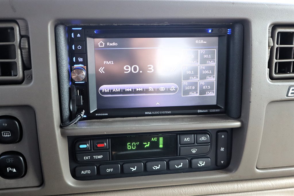 Used 2004 Ford Excursion Eddie Bauer AWD/4WD image 33