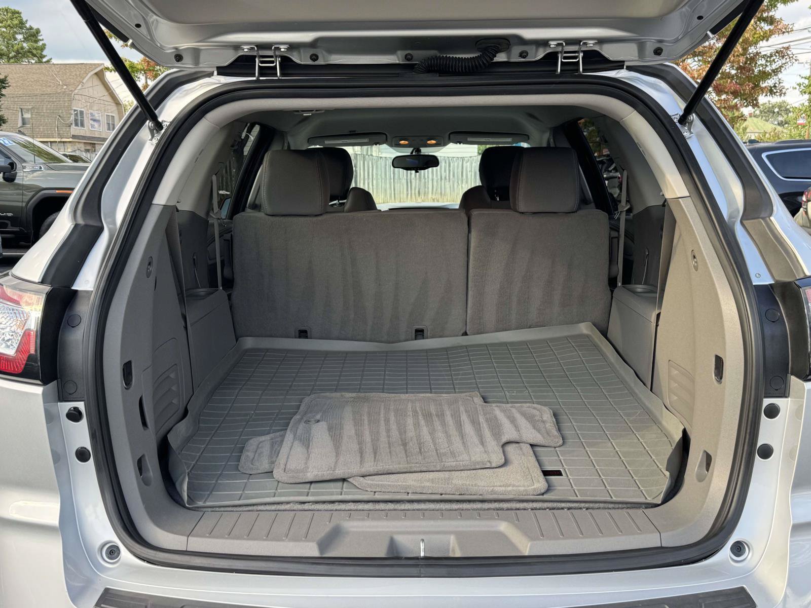 Used 2015 Chevrolet Traverse LS w/ LPO, 'HIT The Road' Package FWD image 12