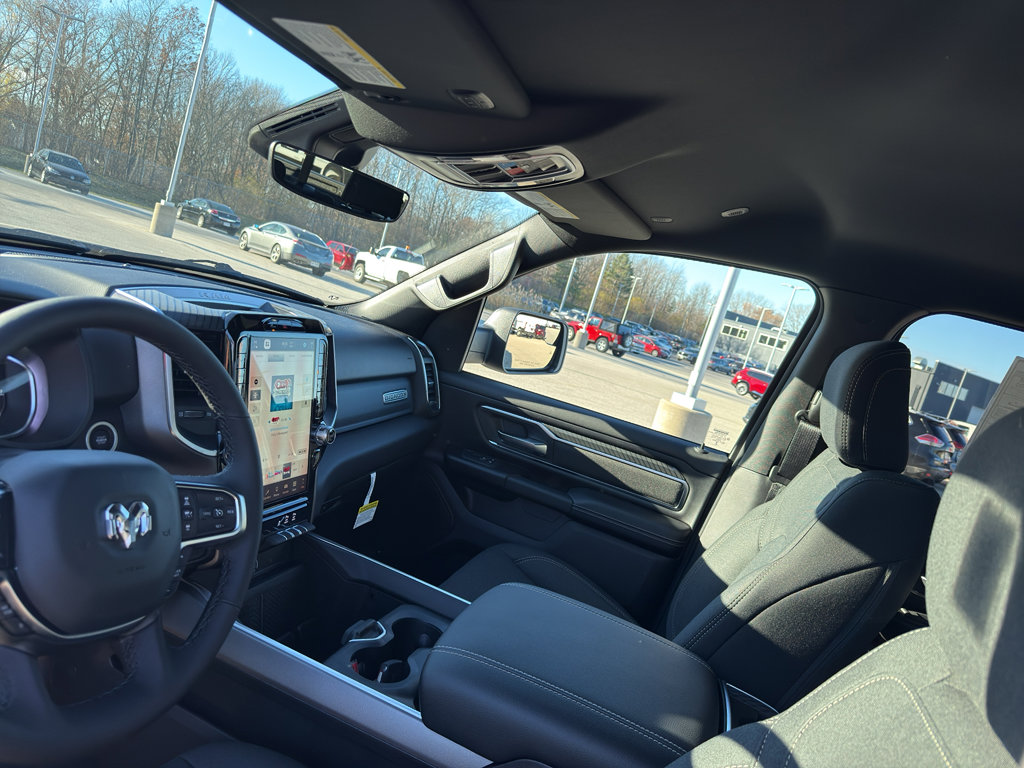 New 2026 RAM 1500 Big Horn AWD/4WD image 25