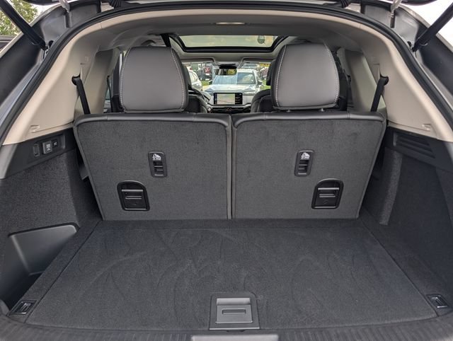 Used 2026 Acura MDX w/ Technology Package FWD image 16