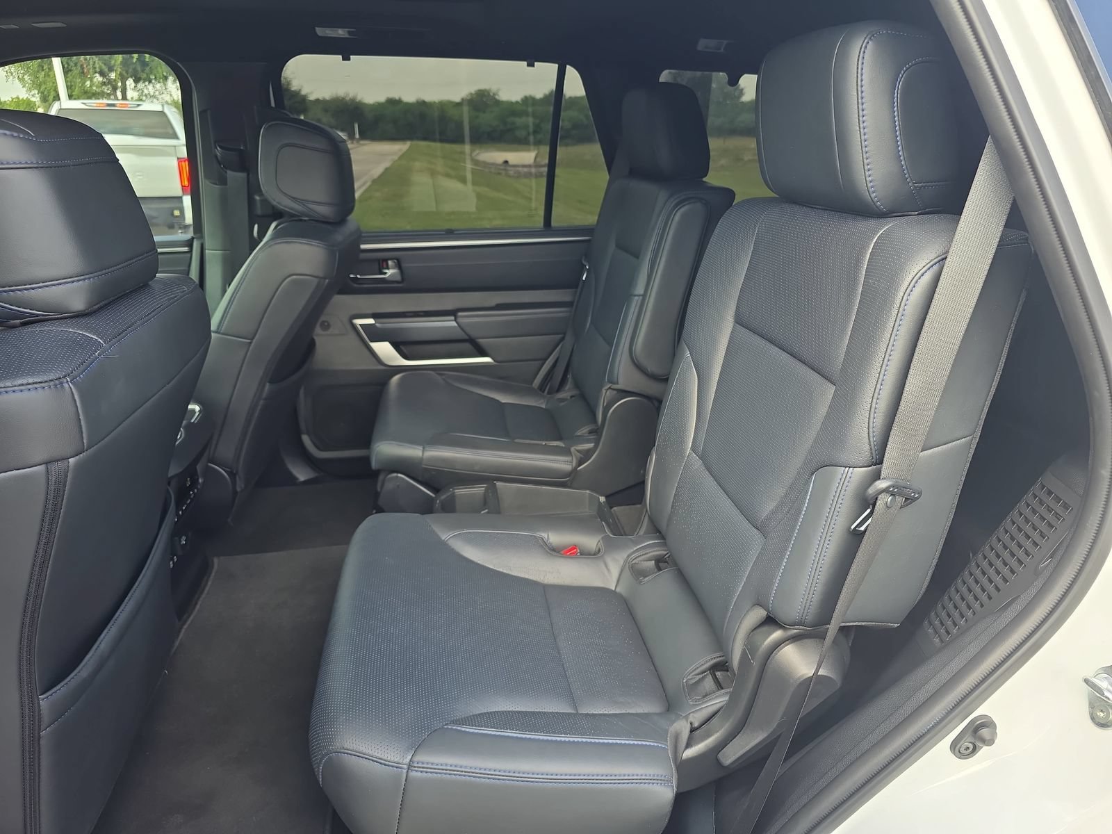 Used 2025 Toyota Sequoia Platinum AWD/4WD image 11