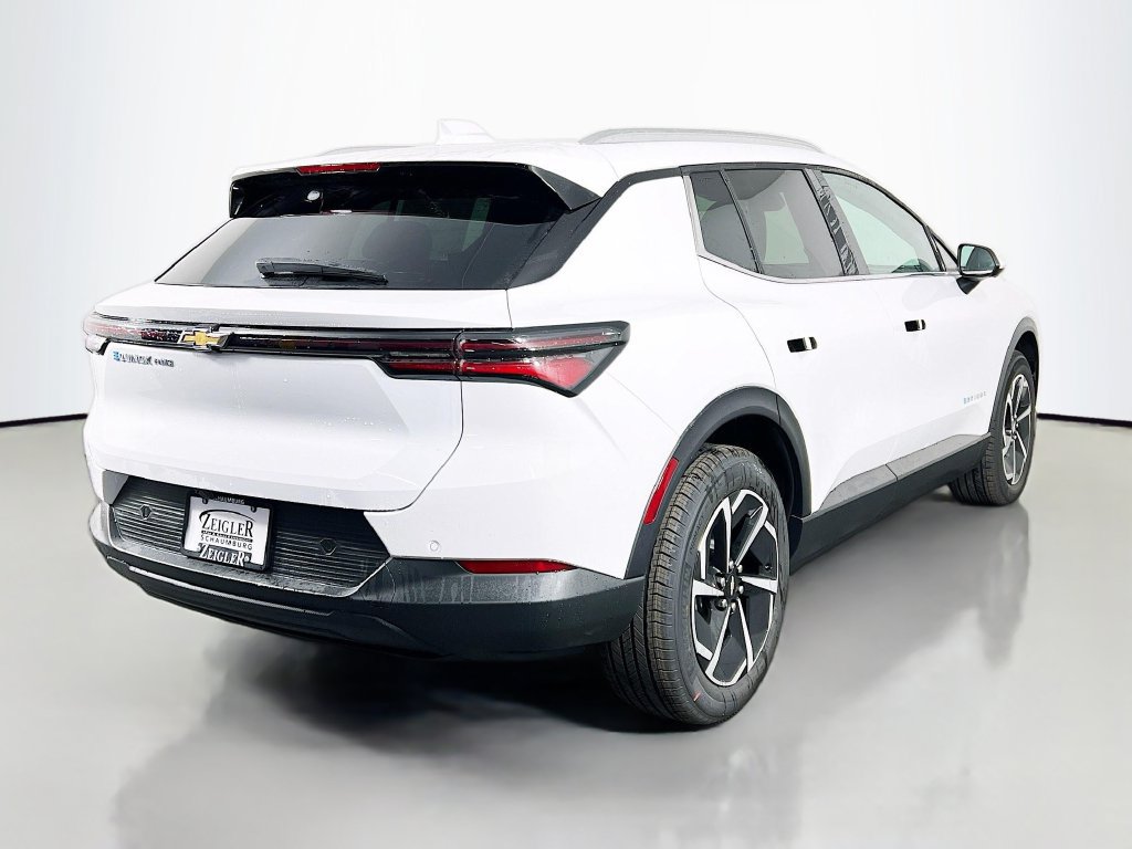 New 2026 Chevrolet Equinox EV LT w/ LPO, All-Weather Mat Package AWD/4WD image 5