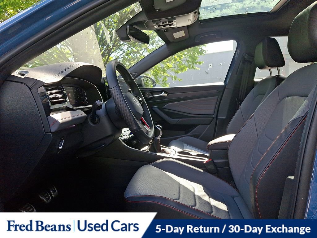 Certified 2025 Volkswagen Jetta GLI Autobahn w/ GLI Black Package FWD image 14