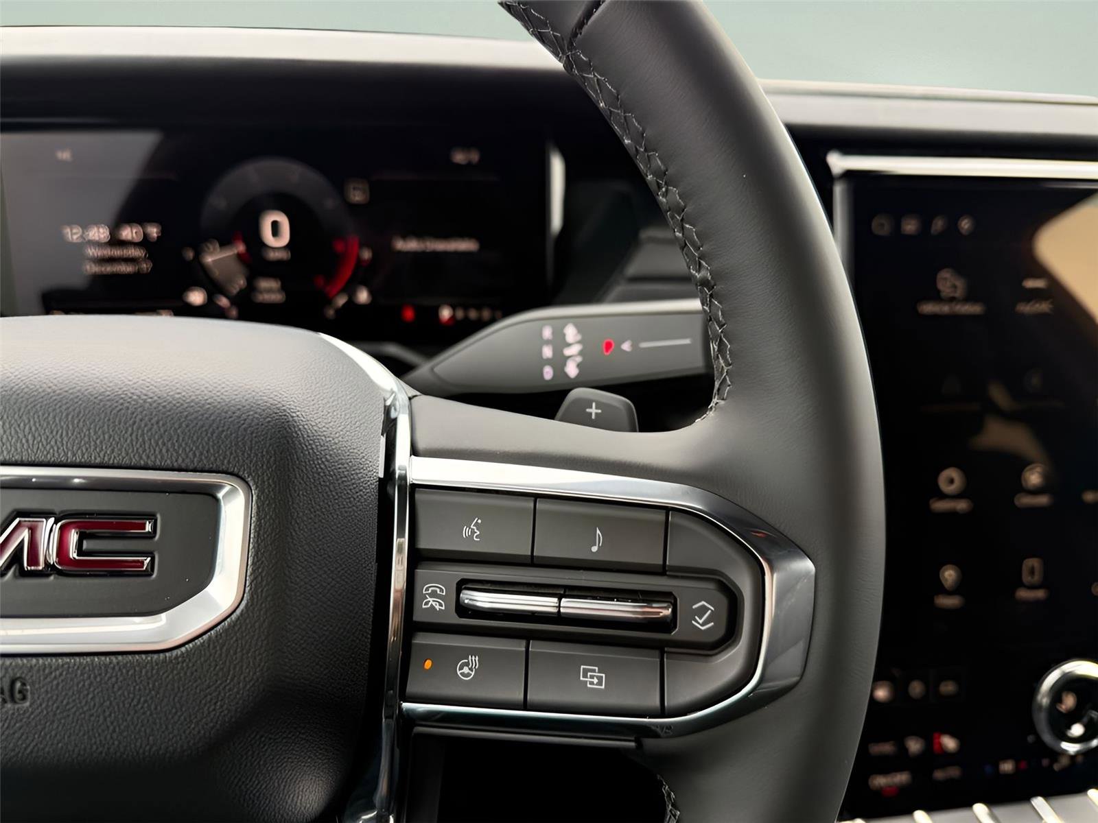 New 2026 GMC Acadia Elevation w/ LPO, Floor Liner Package image 27