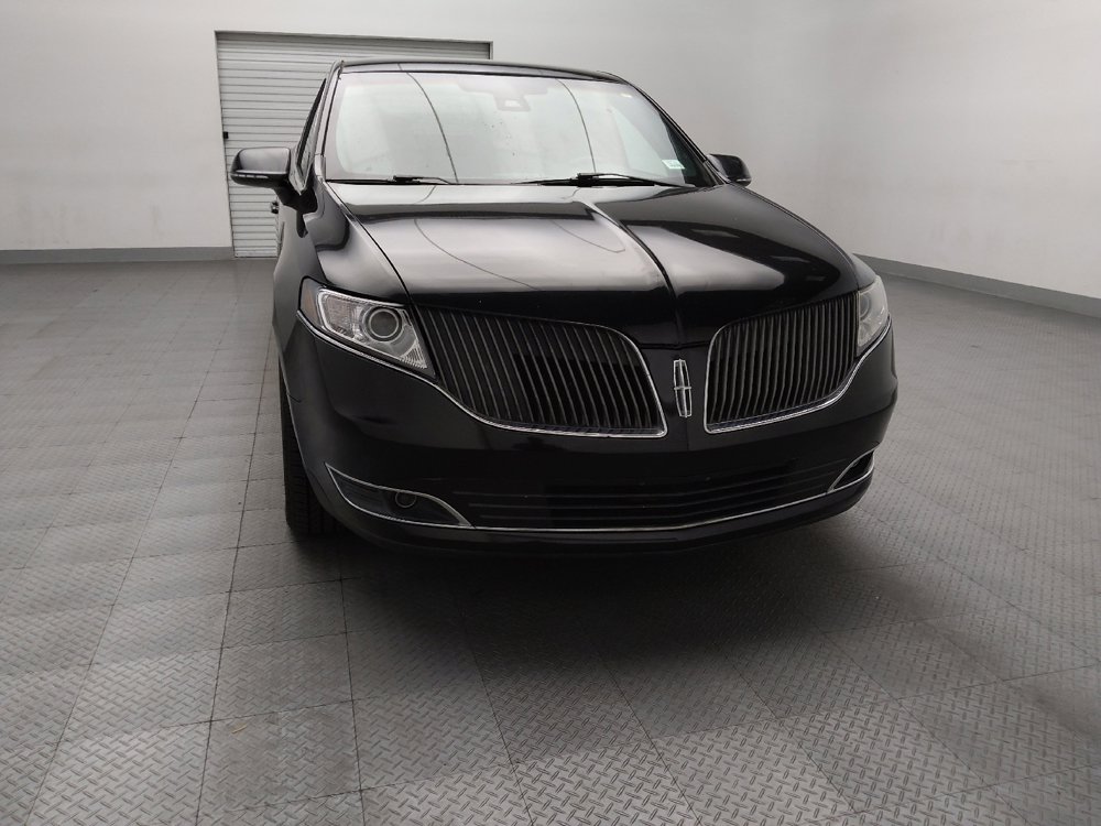 Used 2015 Lincoln MKT AWD image 14