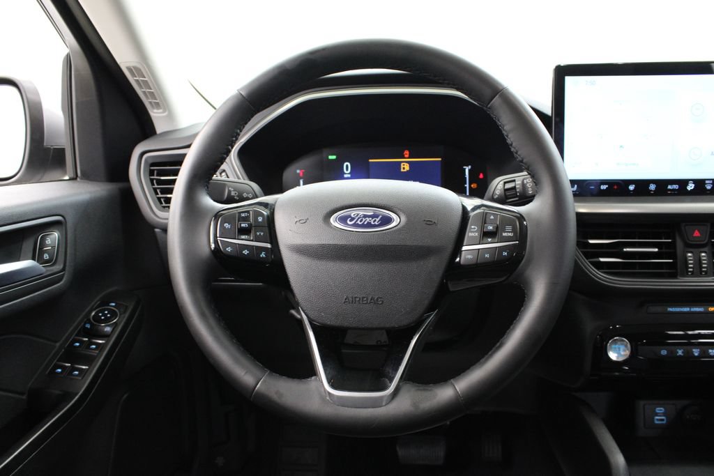 Used 2023 Ford Escape SE FWD image 23