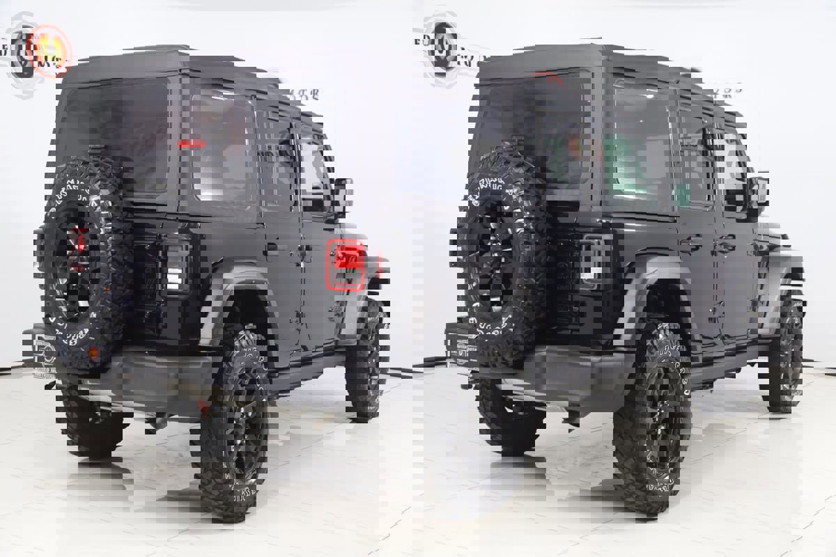 Used 2022 Jeep Wrangler Unlimited Sport image 3