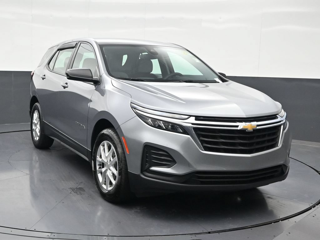 Used 2024 Chevrolet Equinox LS FWD image 8