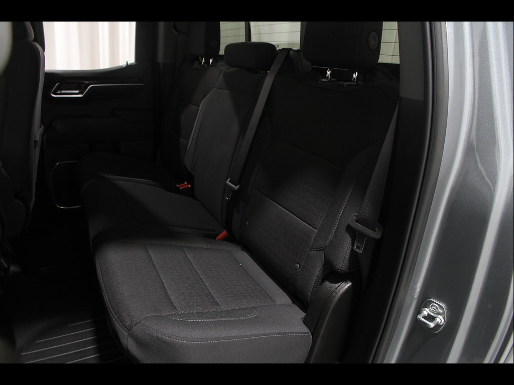 Certified 2025 GMC Sierra 1500 SLE w/ Preferred Package AWD/4WD image 19