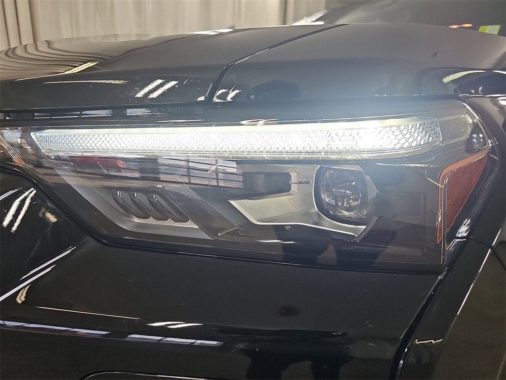 Certified 2023 Chevrolet Colorado Z71 w/ Z71 Convenience Package 2 image 34