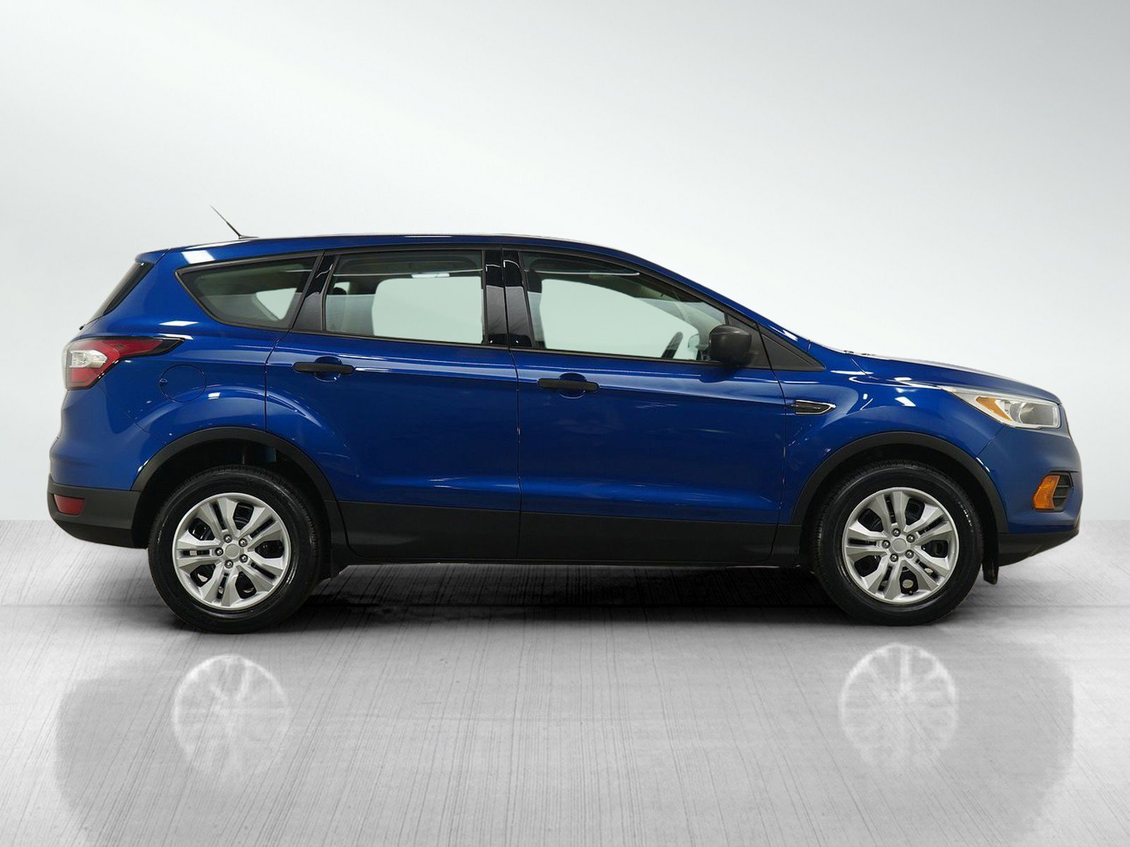 Used 2017 Ford Escape S FWD image 6